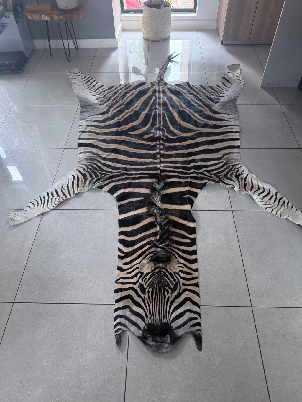 Cape Burchell Zebra Hide A+ 32367-1.0